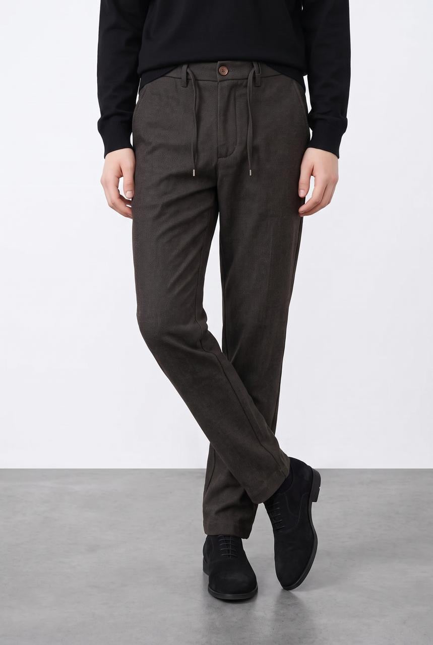 Chino slim pantalone s pertlom
